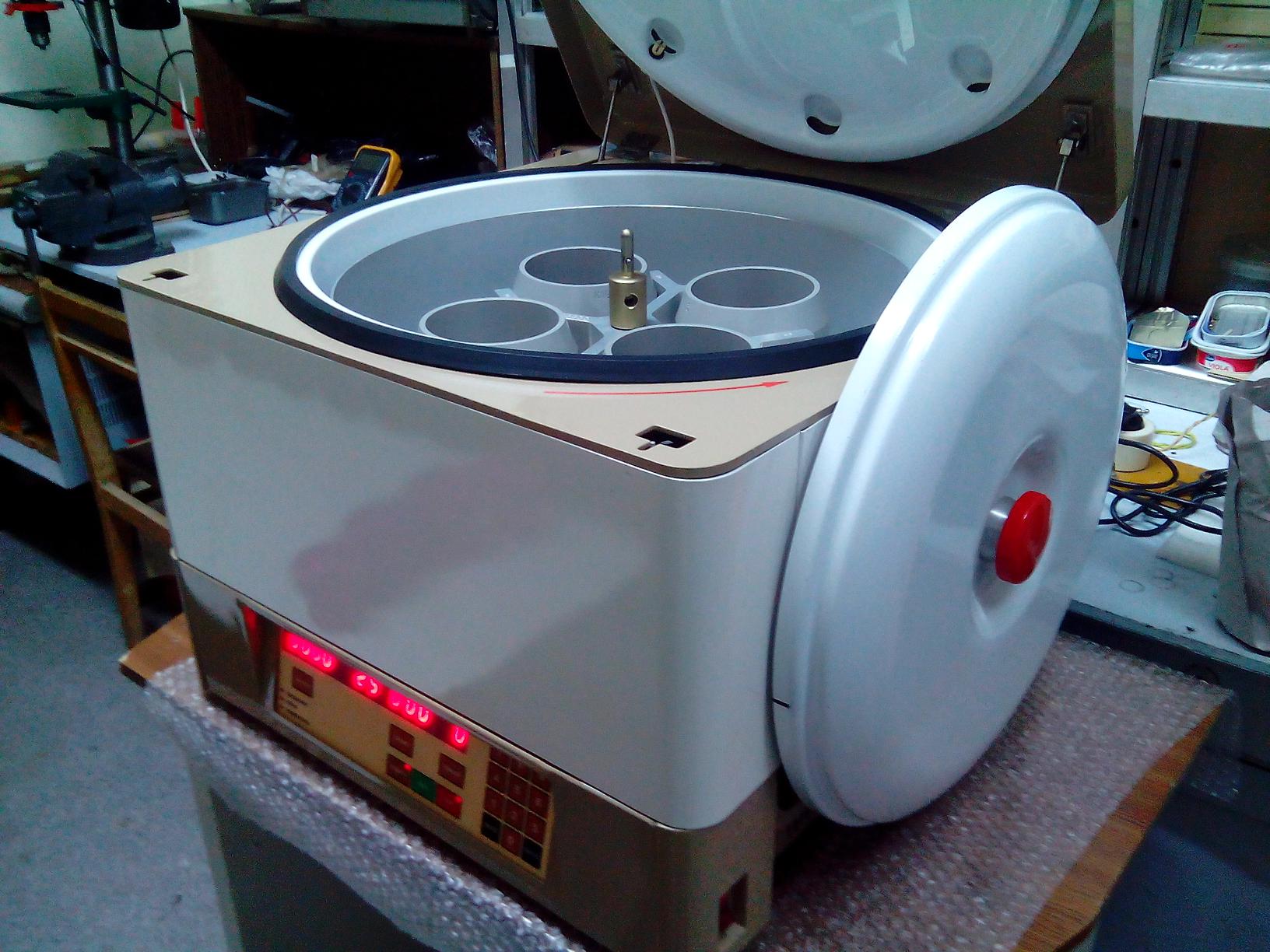 Центрифуга лабораторная uc-1412a. Как установить центрифугу. Центрифуга вибрационная hsg 1100. Лабораторная центрифуга строение. Центрифуга rotina 380r.