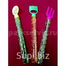 Крышка мыльных пузырей сделана в виде игрушек для песочницы. Благодаря этому игрушка включает в себя сразу 2 функции - можно выдувать мыльные пузыри, а можно с…