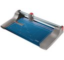 Dahle 442 − профессиональный роликовый резак повышенной мощности. Данная модель способна качественно резать стопу до 35 листов плотностью 80 г/м2. Длина реза д…