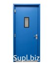 Противопожарная дверь с отбойником и окном синяя
