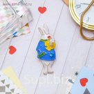 Значок "Кролик сказочный", цветной в золоте