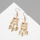 Серьги с эмалью «Кошка» с листьями, цветные в золоте