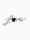 Брошь Love, чёрно-белая в серебре