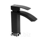 Смеситель для раковины Accoona A9623F, однорычажный, с гайкой, черный