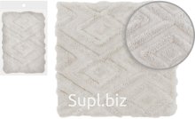 Decorative pillowcase, 45x45cm, diamond-shaped, with zipper. Color: milky (flannel).