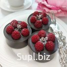 Discover the magnificence of the gift set "Chocolate soufflé with raspberries" - the perfect choice for connoisseurs of a cozy atmosphere and aromas. In this s…
