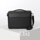 Сумка-портфель мужская на молнии, 3 отдела, наружный карман, длинный ремень, цвет чёрный