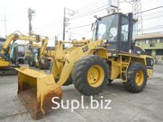 Фронтальный погрузчик 0,9 m3 - 3,0 m3.   CAT 910G